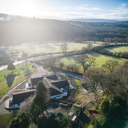 Suite 1 - Sleeping Giant Hotel - Pen Y Cae Inn Brecon Exterior photo